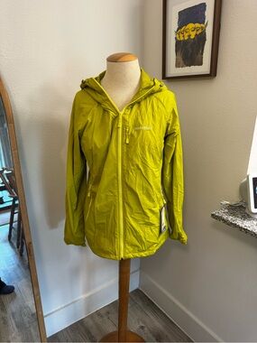 Mont bell lime green jacket